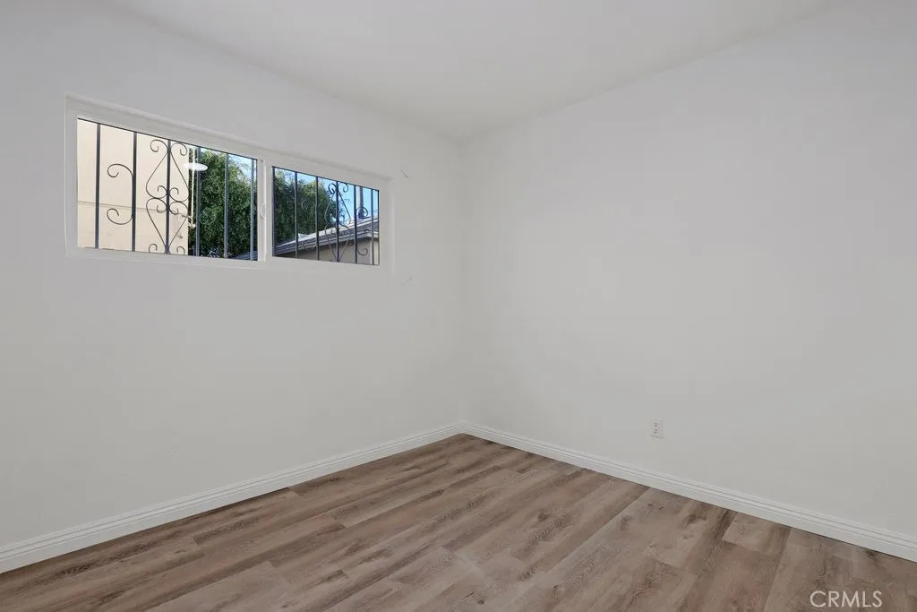 2122 E 10th Street, Long Beach, California 90804 home-pic-33