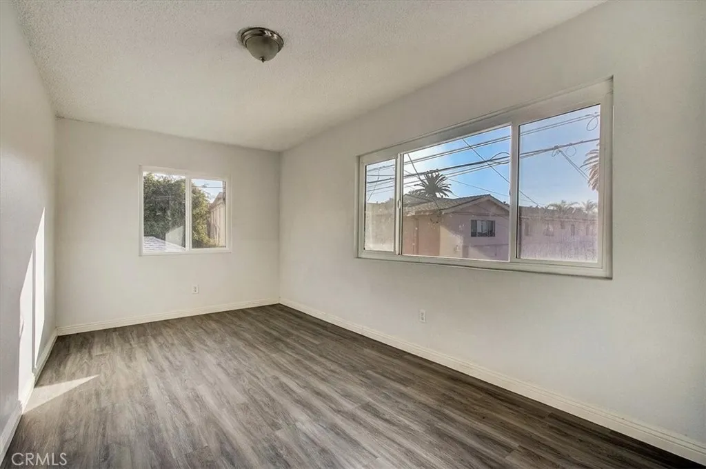 2122 E 10th Street, Long Beach, California 90804 home-pic-53