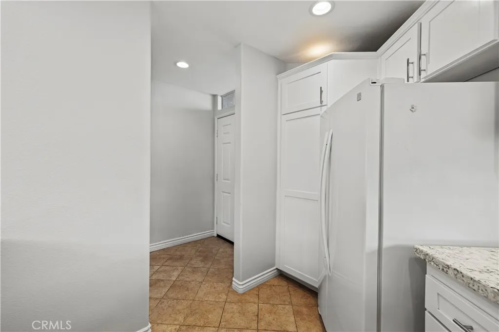 25518 Hemingway Avenue A, Stevenson Ranch, California 91381 home-pic-18