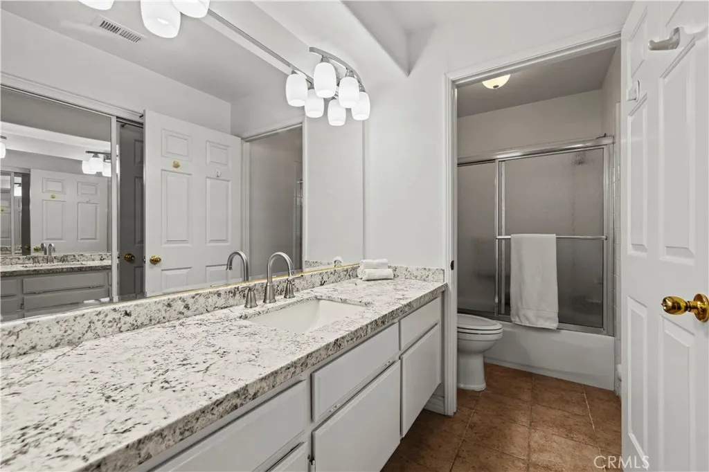 25518 Hemingway Avenue A, Stevenson Ranch, California 91381 home-pic-25