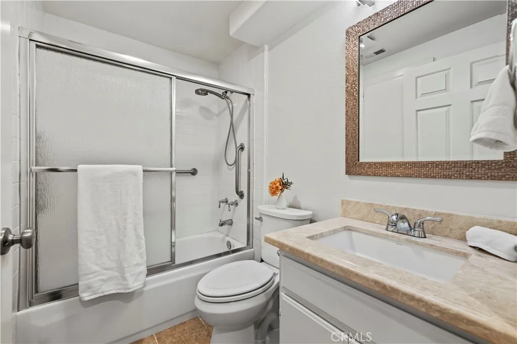 25518 Hemingway Avenue A, Stevenson Ranch, California 91381 home-pic-36