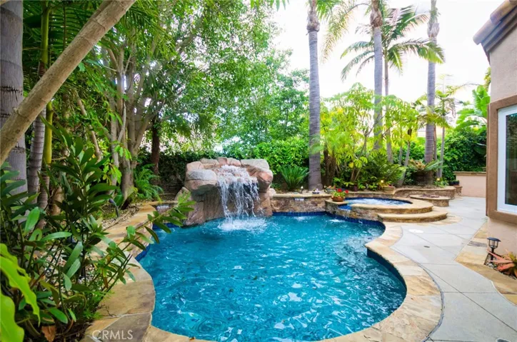 26821 Moore Oaks Road, Laguna Hills, California 92653