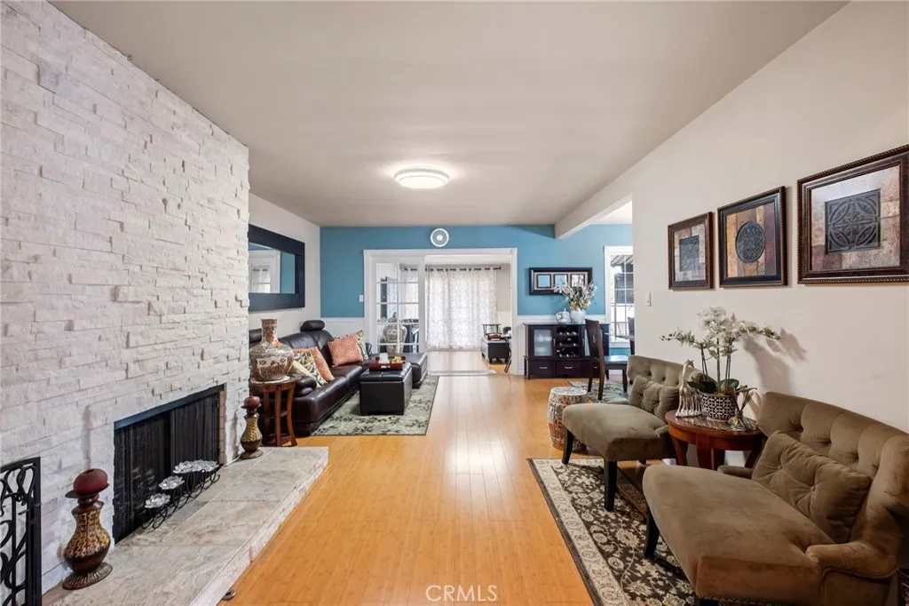 12540 Barbara Ann Street, North Hollywood, California 91605 home-pic-2