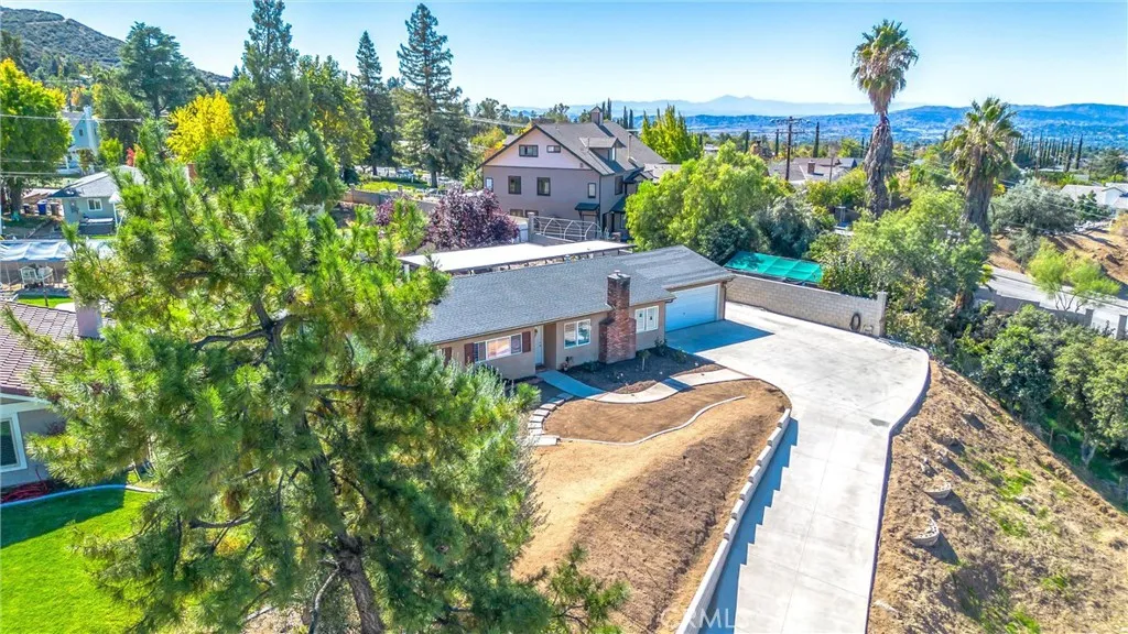 11336 Acropolis Drive, Yucaipa, California 92399 home-pic-29