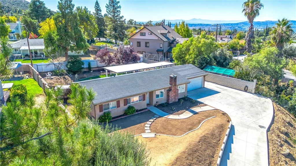 11336 Acropolis Drive, Yucaipa, California 92399 home-pic-30