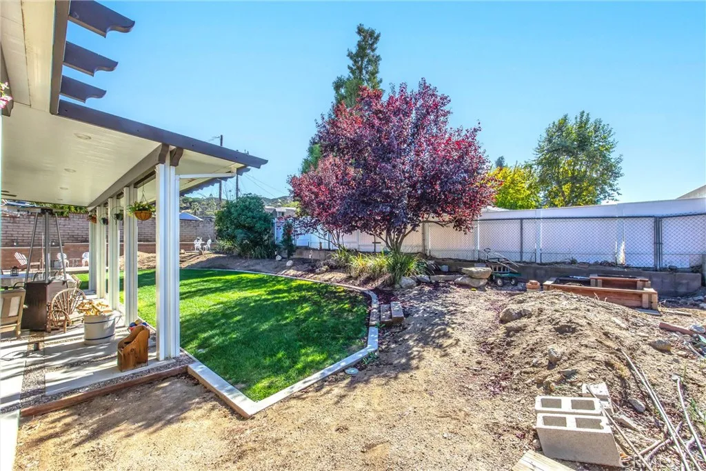 11336 Acropolis Drive, Yucaipa, California 92399 home-pic-27