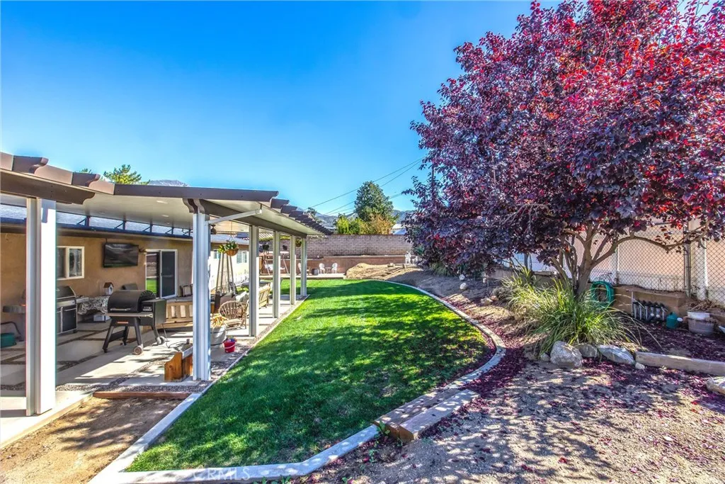 11336 Acropolis Drive, Yucaipa, California 92399 home-pic-26