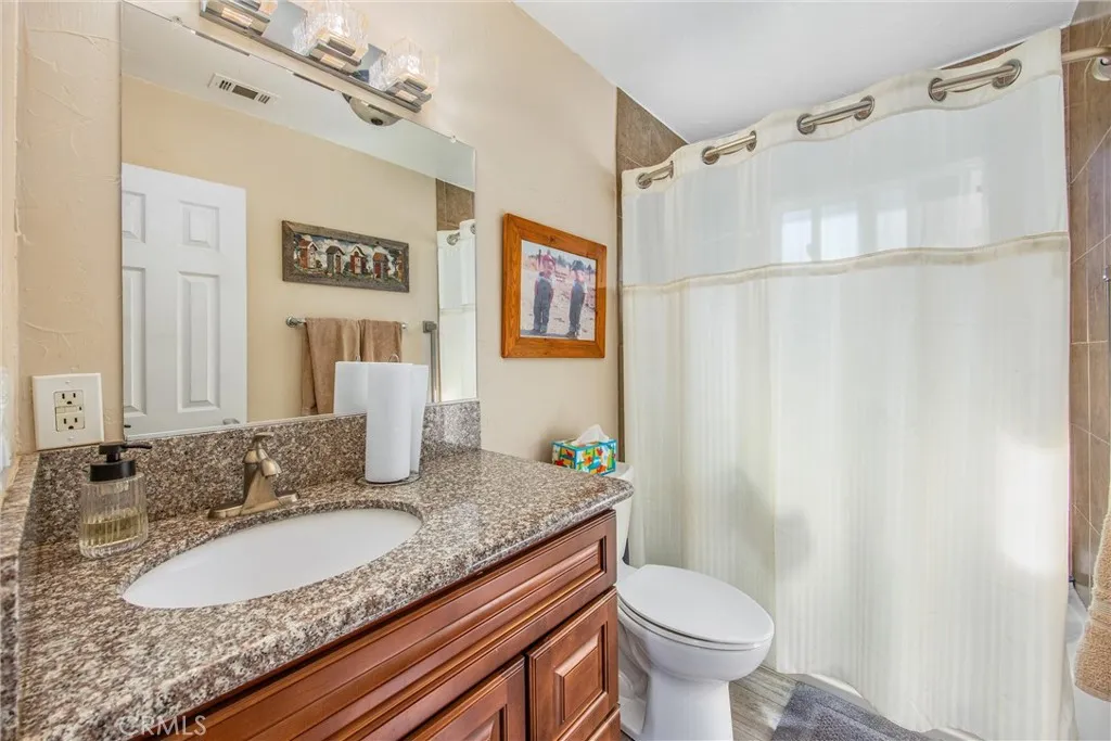 11336 Acropolis Drive, Yucaipa, California 92399 home-pic-16