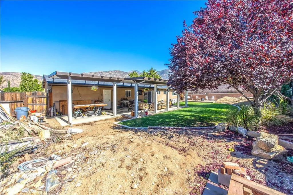 11336 Acropolis Drive, Yucaipa, California 92399 home-pic-25