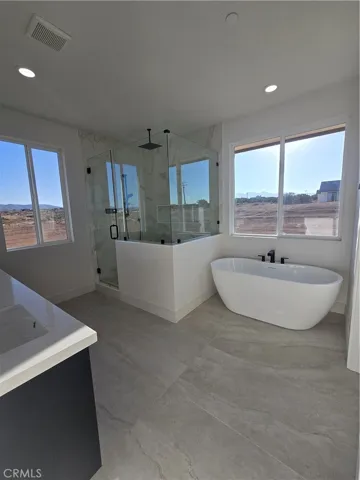12071 Prairie Trail, Oak Hills, California 92344
