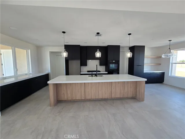 12071 Prairie Trail, Oak Hills, California 92344