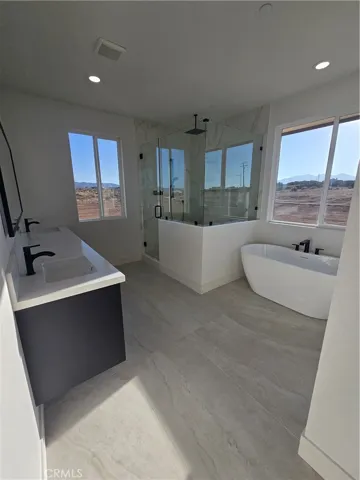 12071 Prairie Trail, Oak Hills, California 92344
