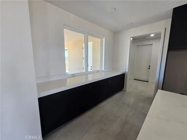 12071 Prairie Trail, Oak Hills, California 92344