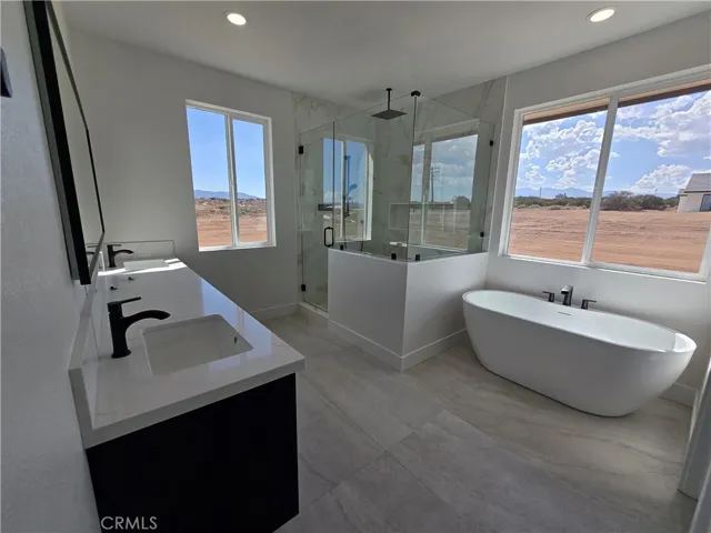 12071 Prairie Trail, Oak Hills, California 92344