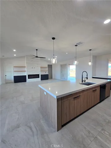 12071 Prairie Trail, Oak Hills, California 92344