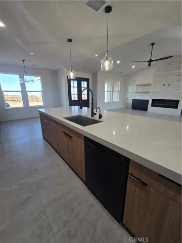 12071 Prairie Trail, Oak Hills, California 92344