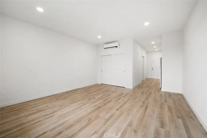 2475 Victoria Avenue 406, San Luis Obispo, California 93401