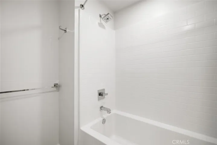2475 Victoria Avenue 406, San Luis Obispo, California 93401