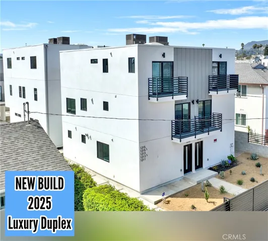 1215 N. Kingsley Drive N, Los Angeles, California 90029