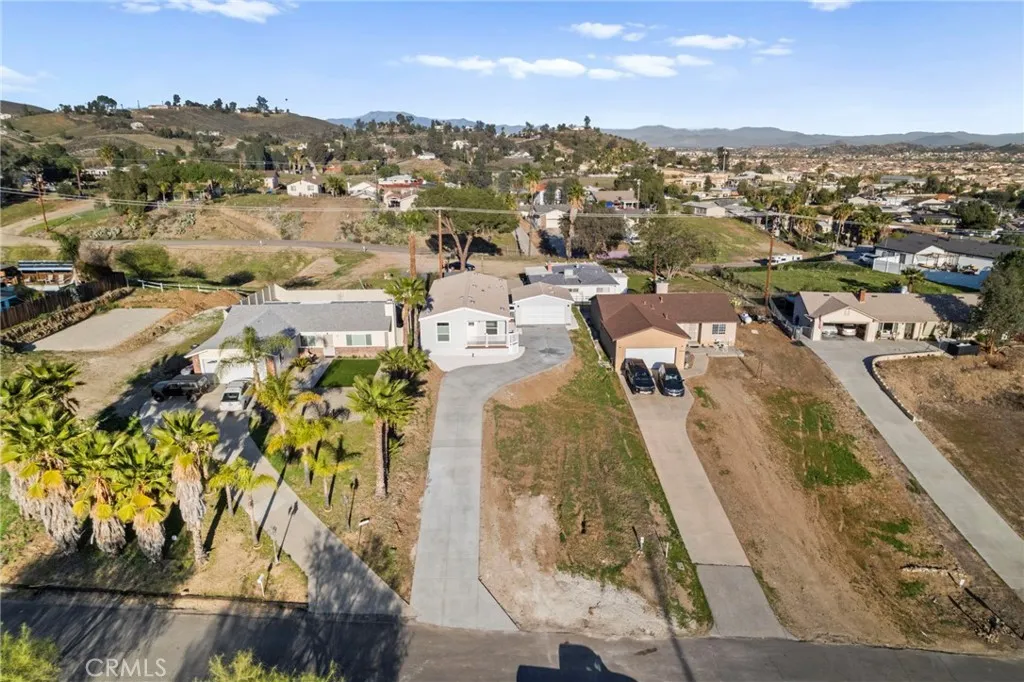 29566 La Cresta Drive, Menifee, California 92587 home-pic-36