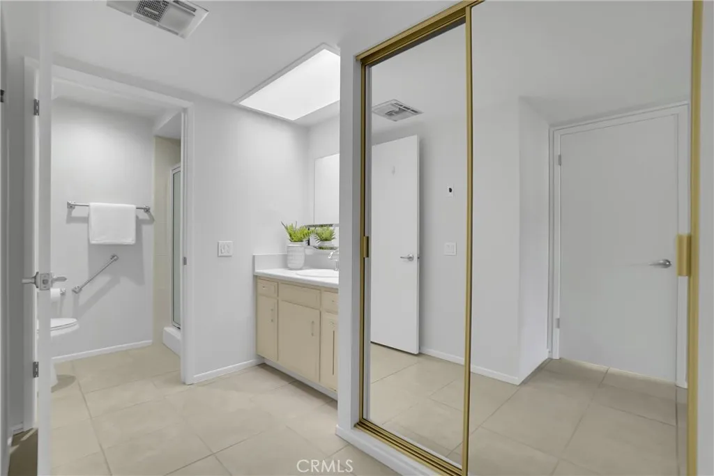 856 Ronda Mendoza O, Laguna Woods, California 92637 home-pic-9