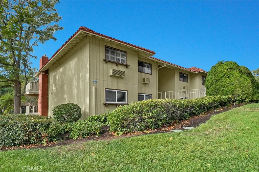 856 Ronda Mendoza O, Laguna Woods, California 92637 home-pic-0