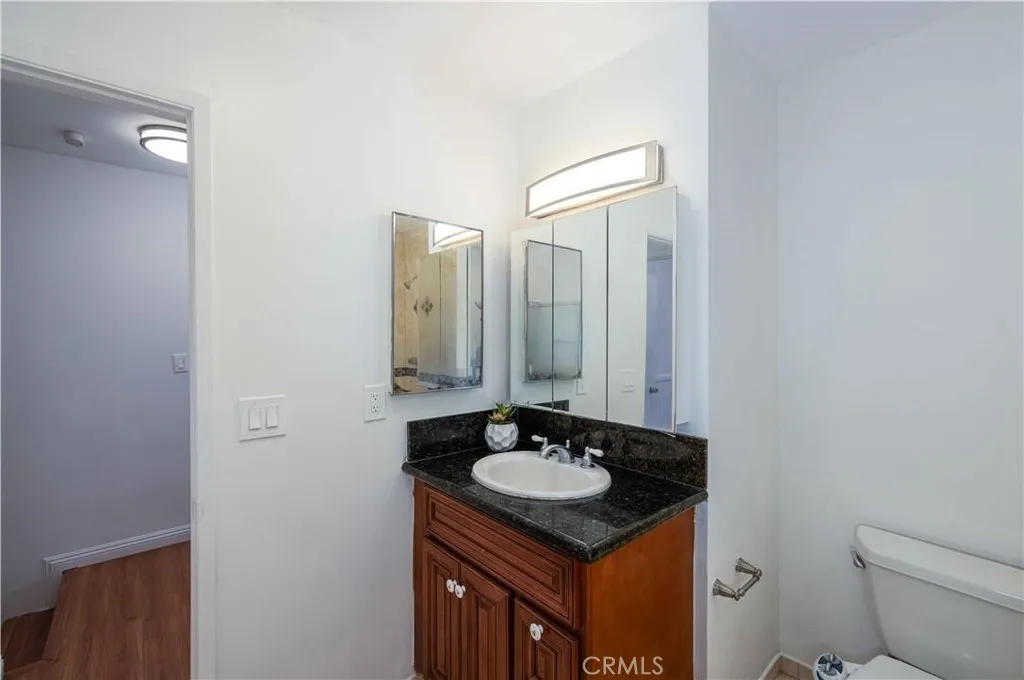 1602 N King Street E1, Santa Ana, California 92706 home-pic-14
