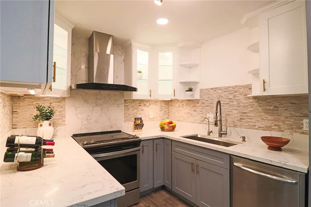 1602 N King Street E1, Santa Ana, California 92706 home-pic-7