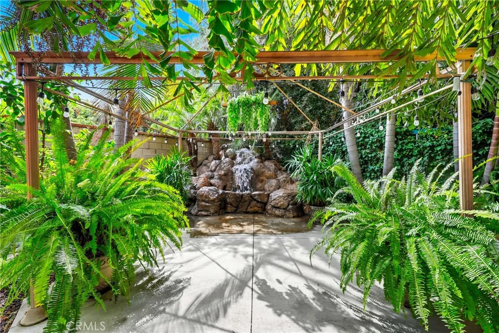 1924 Glenstone Avenue, Hacienda Heights, California 91745 home-pic-15