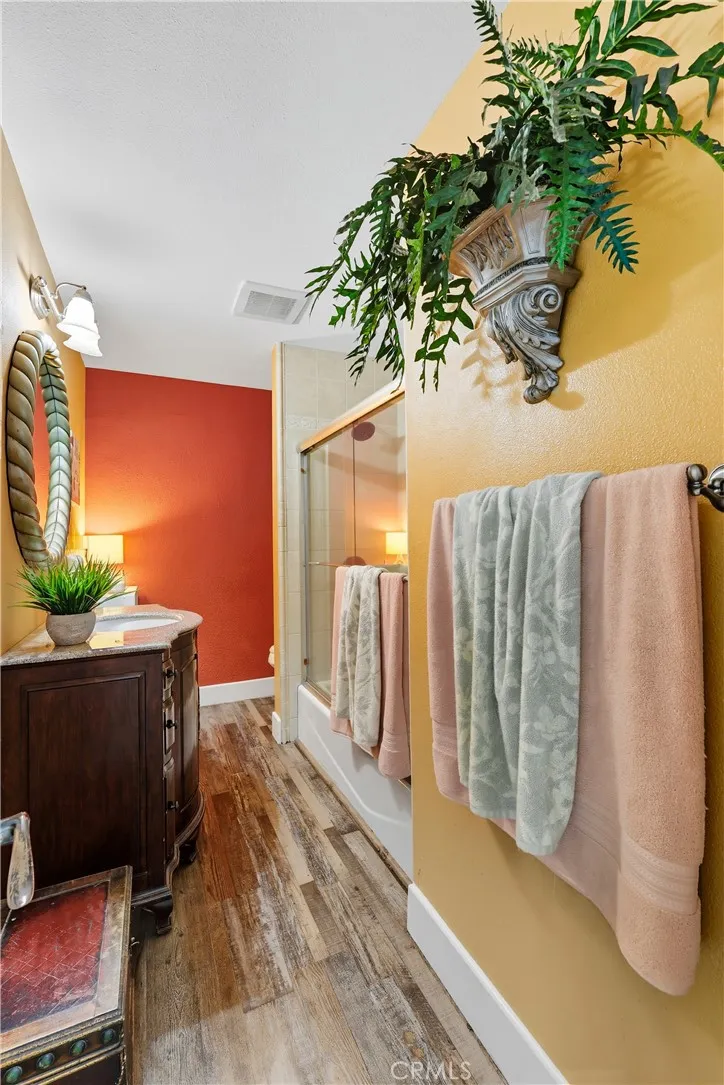 1924 Glenstone Avenue, Hacienda Heights, California 91745 home-pic-11