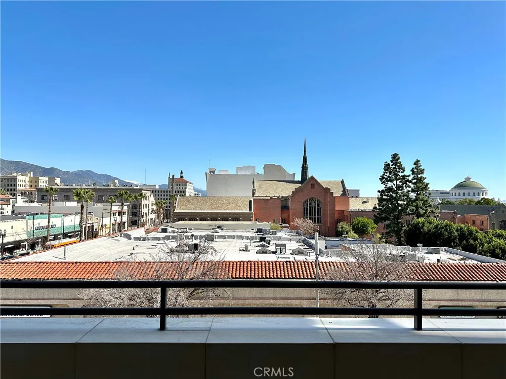 39 S Los Robles Avenue 3006, Pasadena, California 91101 home-pic-21