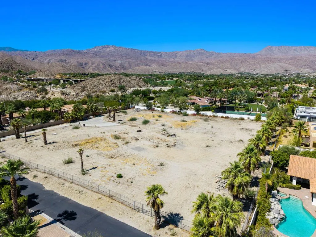 49281 Jfk Trail, Palm Desert, California 92260 home-pic-16