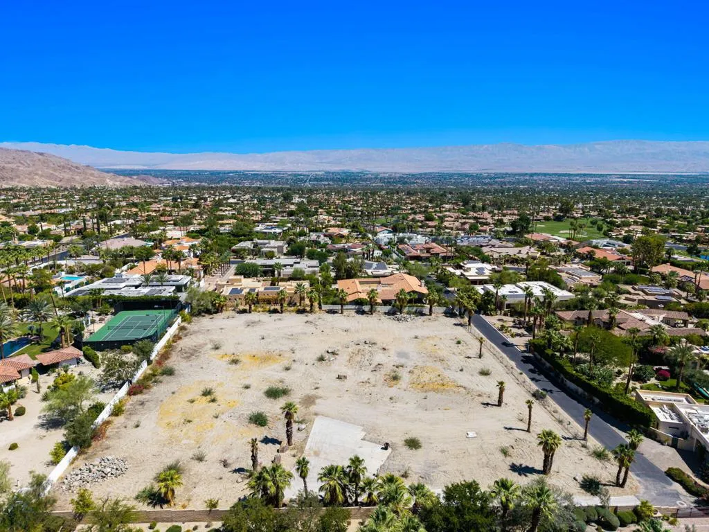 49281 Jfk Trail, Palm Desert, California 92260 home-pic-18