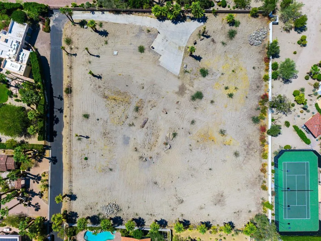 49257 Jfk Trail, Palm Desert, California 92260 home-pic-11