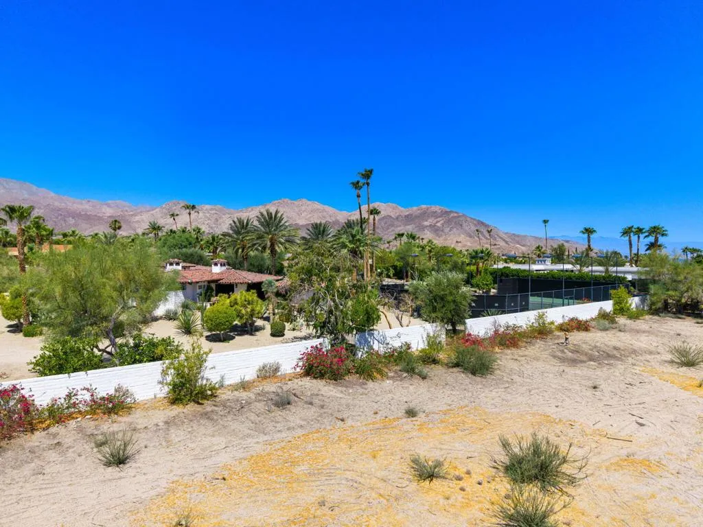 49269 Jfk Trail, Palm Desert, California 92260 home-pic-26
