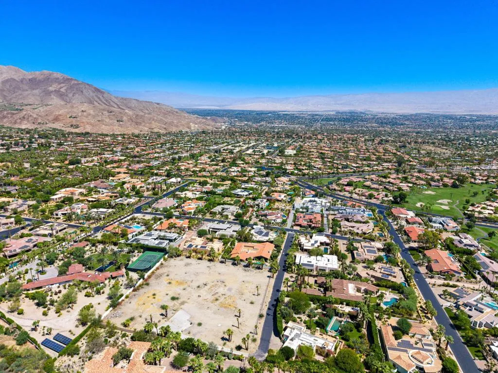 49269 Jfk Trail, Palm Desert, California 92260 home-pic-13