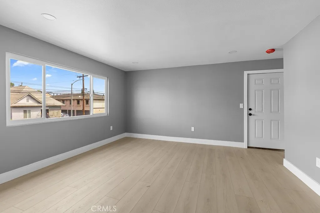 943 N Washington Place 4, Long Beach, California 90813 home-pic-16