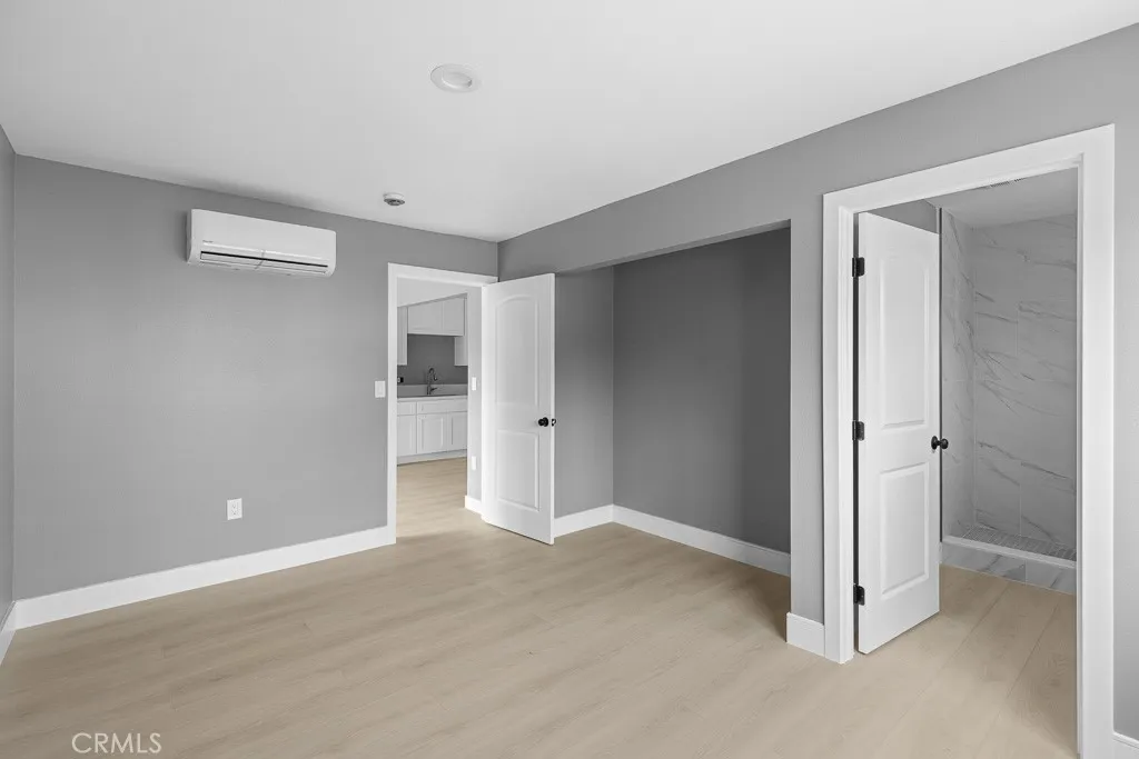 943 N Washington Place 4, Long Beach, California 90813 home-pic-6