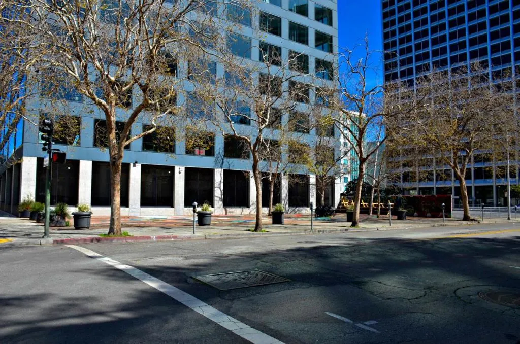 2100 Webster Street, Oakland, California 94612 — photo 4