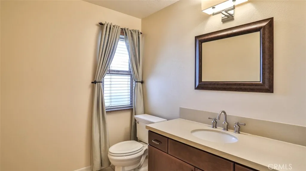 1408 S California Avenue C, Monrovia, California 91016 home-pic-14