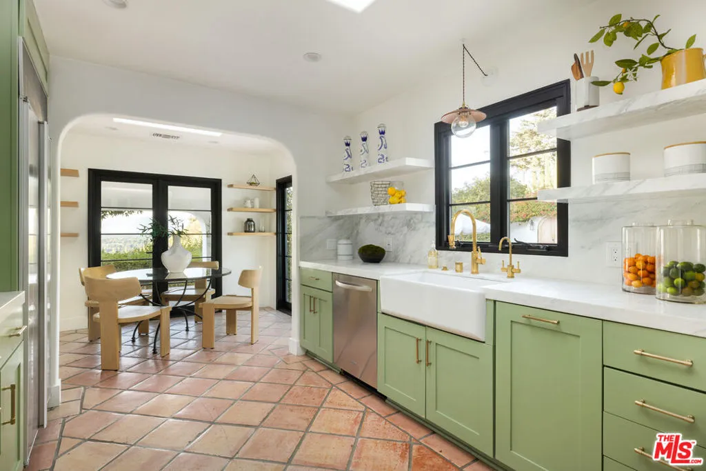 3646 Sunswept Drive, Studio City, California 91604 home-pic-4