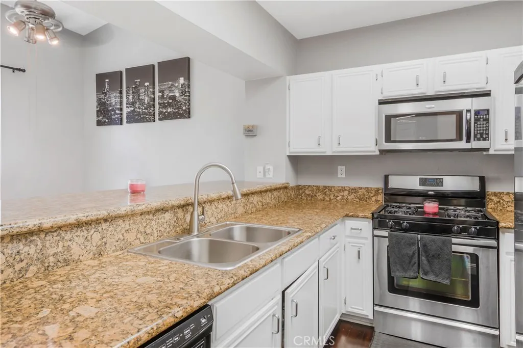 4900 N Grand Avenue, Covina, California 91724 home-pic-9