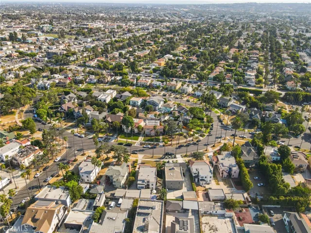 4440 Victoria, Los Angeles, California 90019
