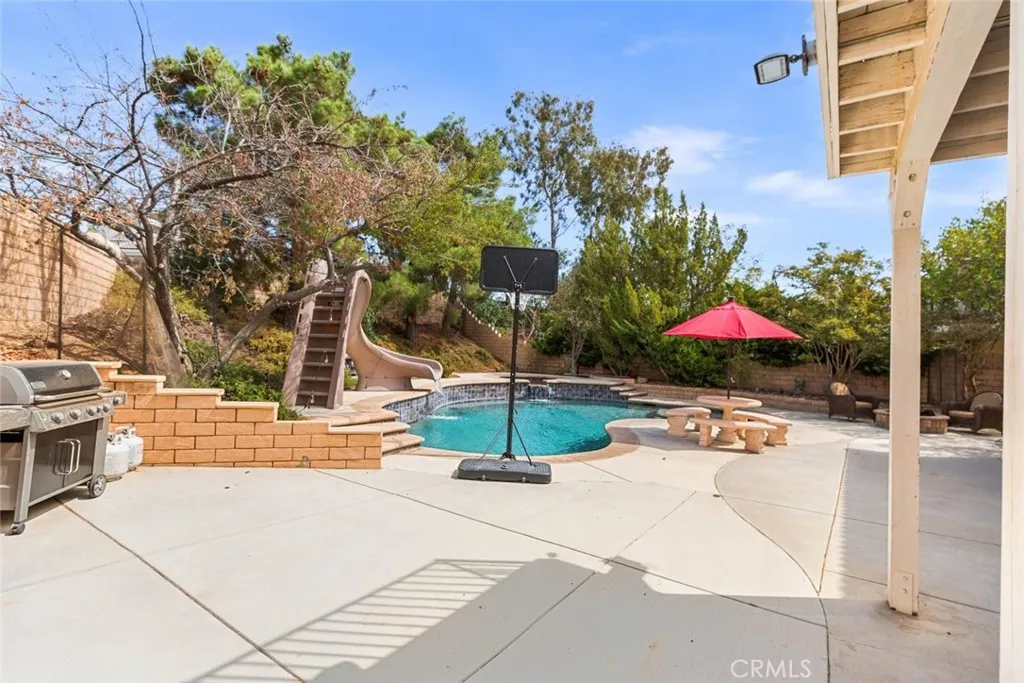 7237 Ojai Drive, Palmdale, California 93551 home-pic-8