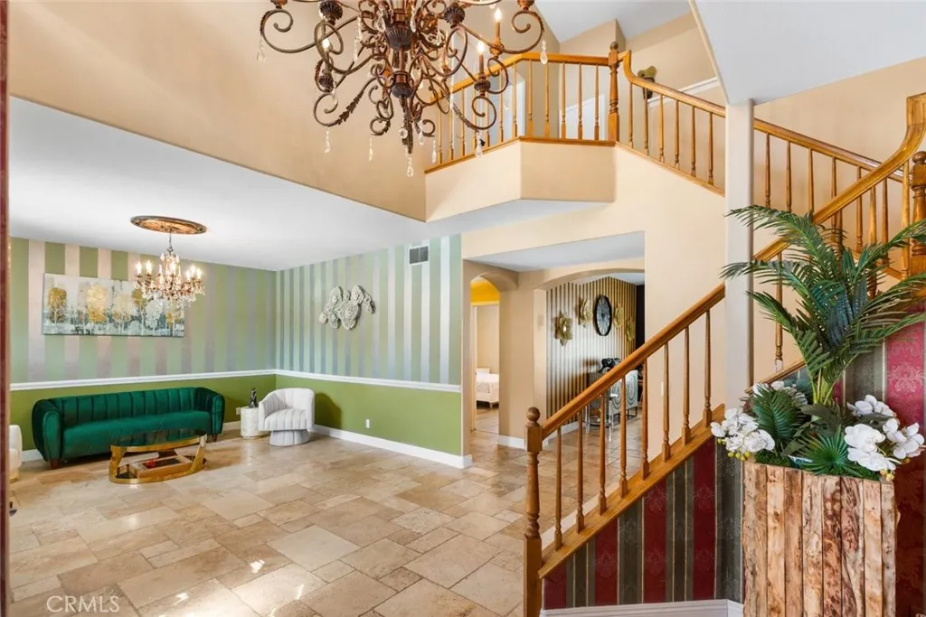 7237 Ojai Drive, Palmdale, California 93551 home-pic-37