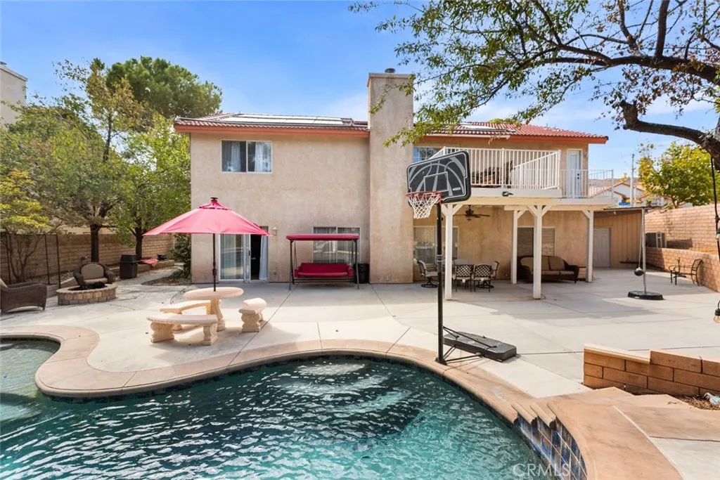 7237 Ojai Drive, Palmdale, California 93551 home-pic-10
