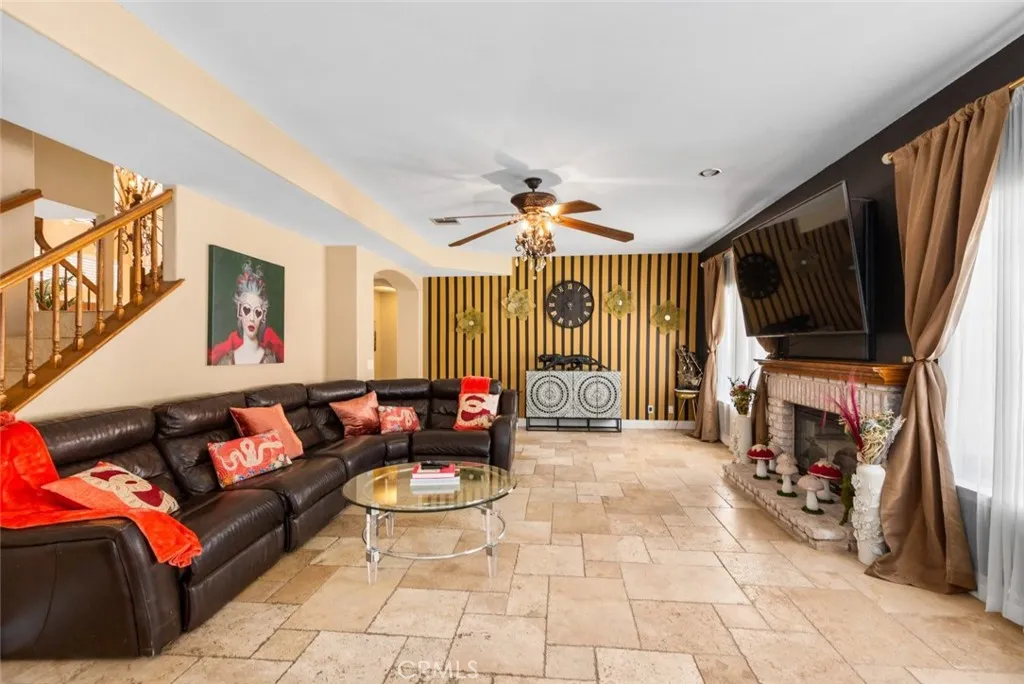 7237 Ojai Drive, Palmdale, California 93551 home-pic-28