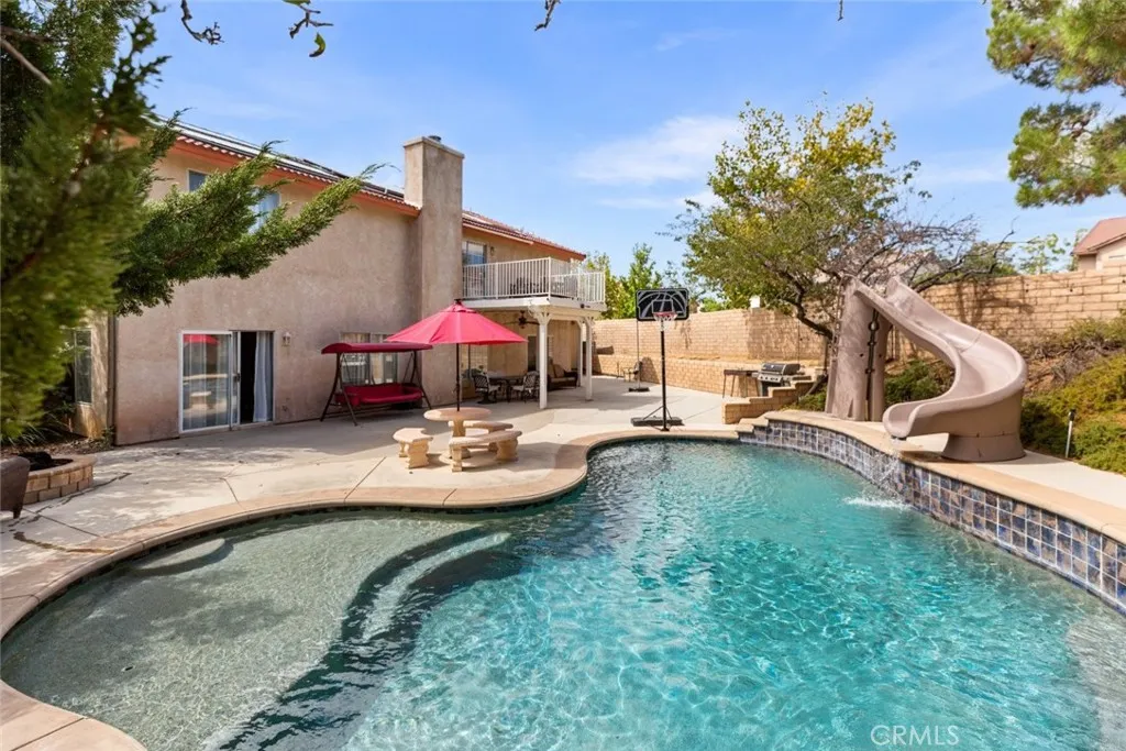 7237 Ojai Drive, Palmdale, California 93551 home-pic-7