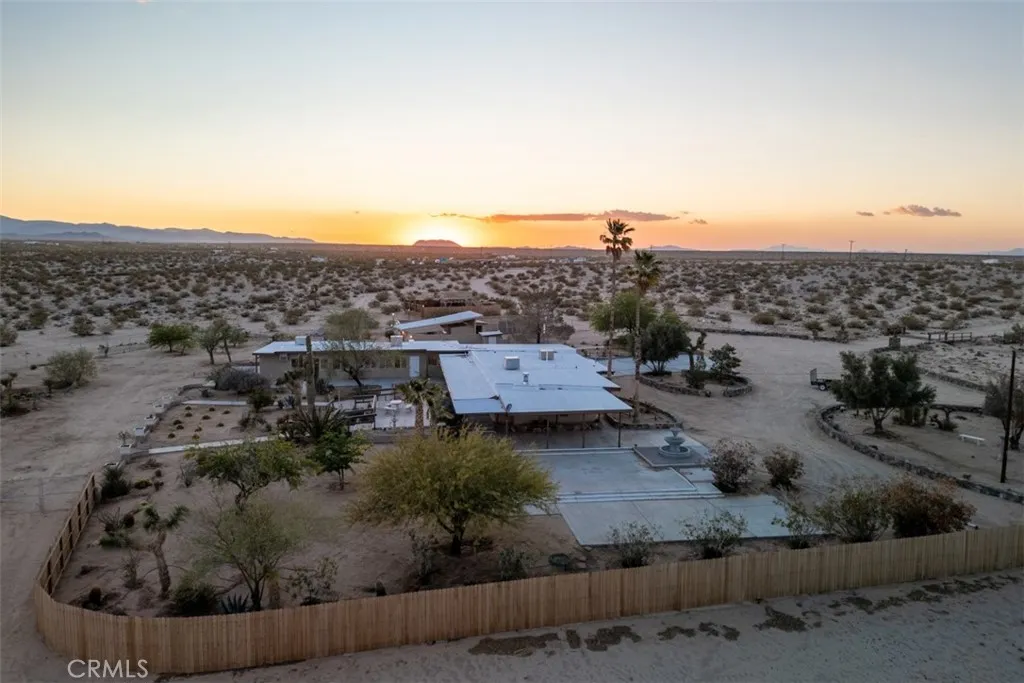 66136 Mars Drive, Joshua Tree, California 92252 home-pic-54