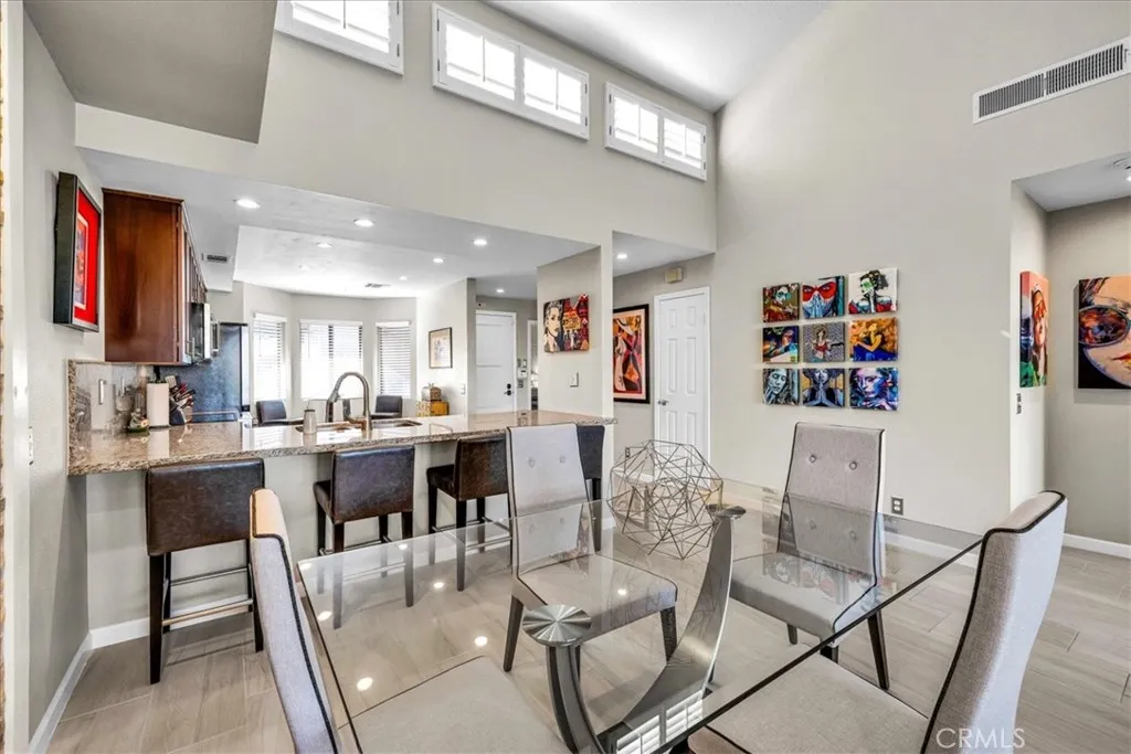 266 Running Springs Drive, Palm Desert, California 92211 home-pic-10